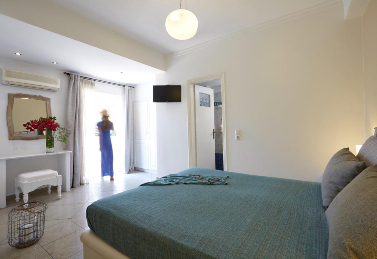 Hermes Hotel Kamari  Bagian luar foto
